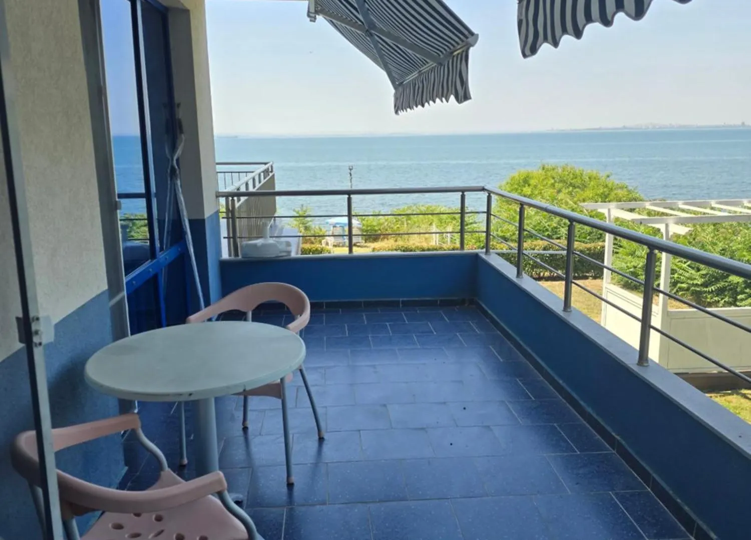 Pomorie Paradise Blue Bay location